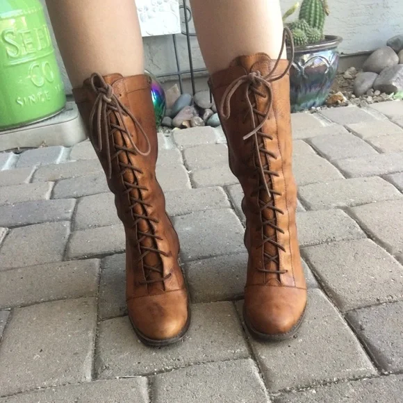 COPY - Ugg leather lace up boots - Picture 8 of 8